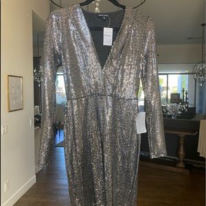 Brand New sequin silver/black cocktail dress! Size M never worn!